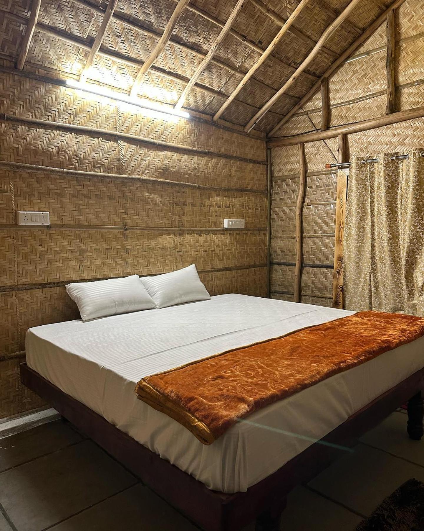 Vanya The Exotic World Resort Hampi Exterior foto